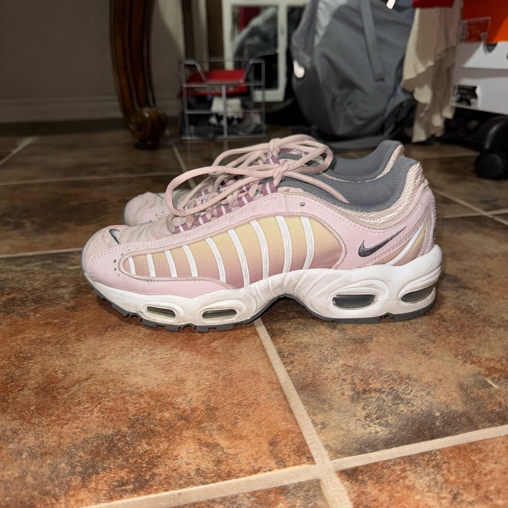 Nike tailwind💓